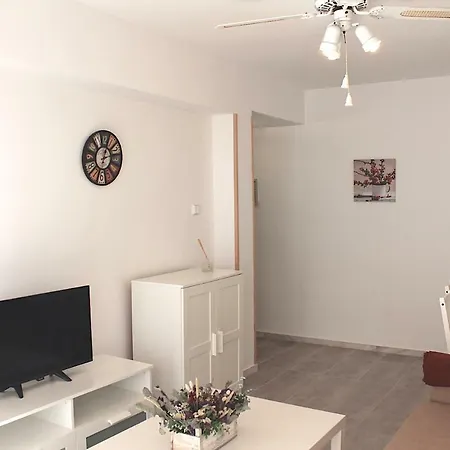 Apartamento Sirenas, 1ª Linea De Playa Apartment *